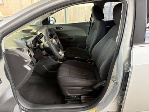 2014 Chevrolet Sonic LT Manual