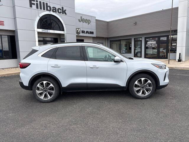 2025 Ford Escape Platinum