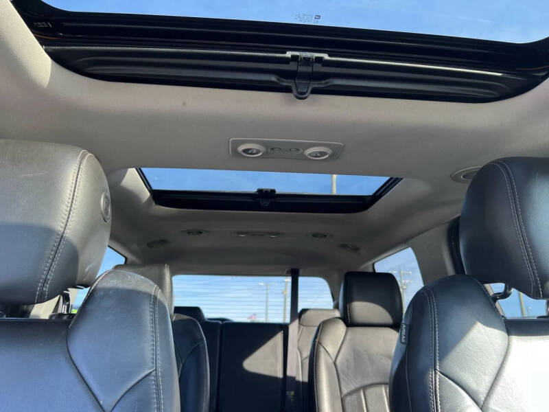 2015 GMC Acadia Denali