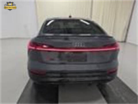 2024 Audi Q8 Sportback e-tron quattro Premium Plus S line