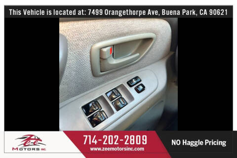 2003 Toyota Sequoia SR5