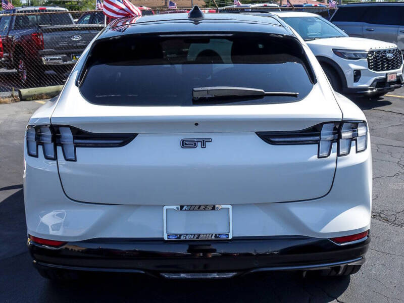 2025 Ford Mustang Mach-E GT