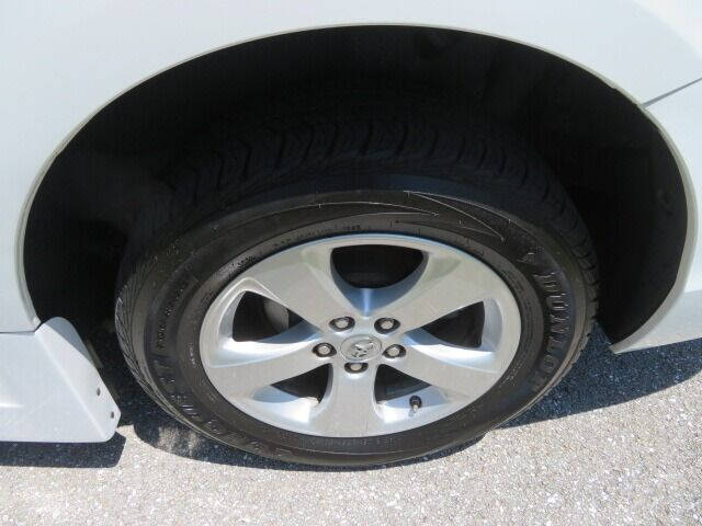 2016 Toyota Sienna LE Mobility 7-Passenger