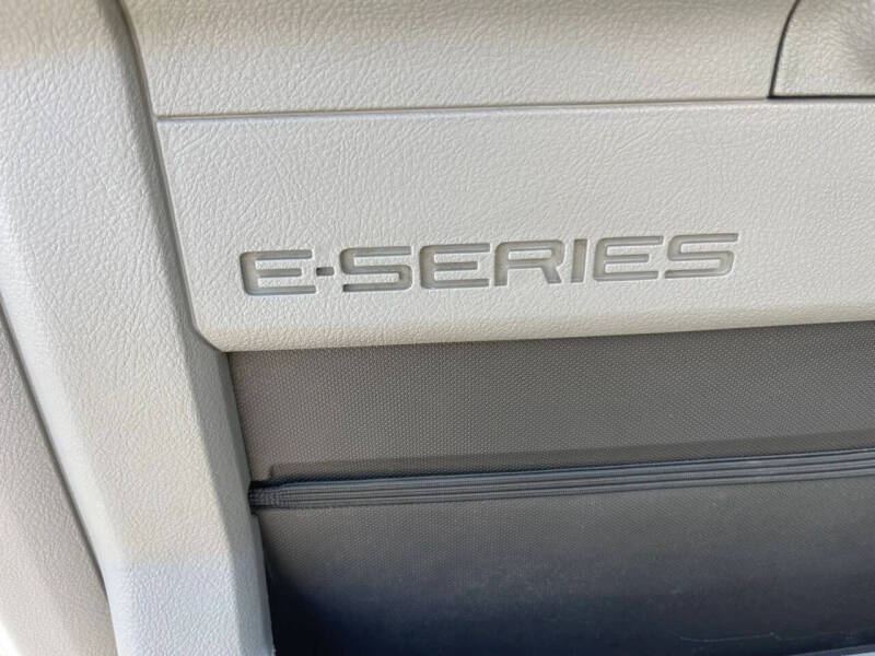 2014 Ford E-Series