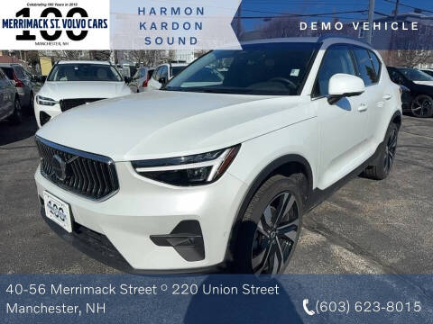 2025 Volvo XC40 B5 Plus Bright Theme
