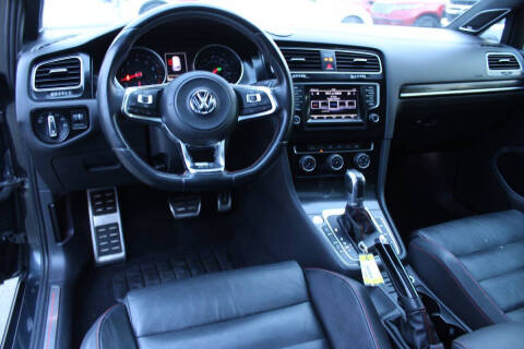 2015 Volkswagen Golf GTI SE