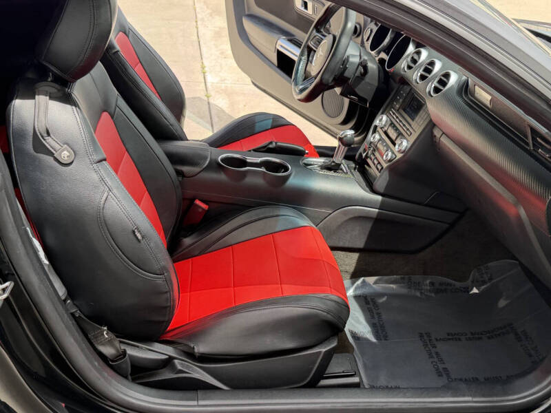 2018 Ford Mustang