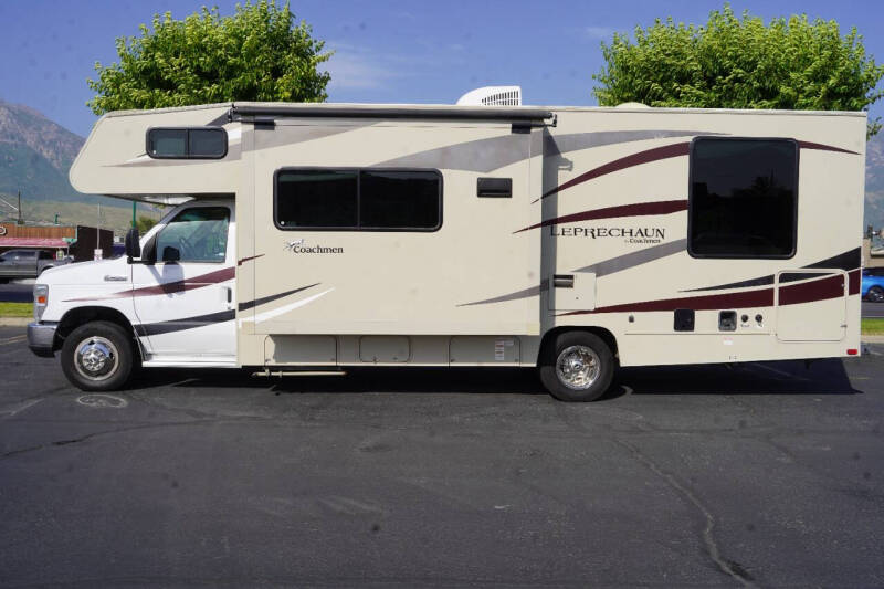2018  Forest River  Coachmen Leprechaun