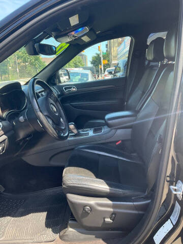 2017 Jeep Grand Cherokee Laredo