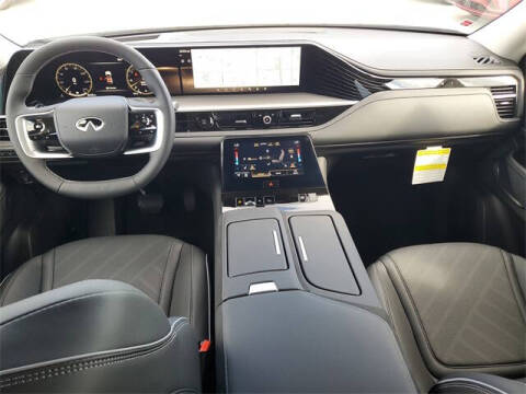 2026 Infiniti QX80 Luxe