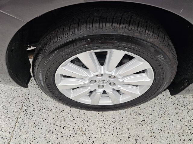 2017 Toyota Sienna XLE 7-Passenger