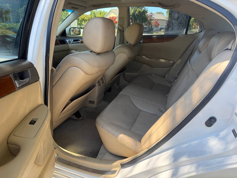 2005 Lexus ES 330