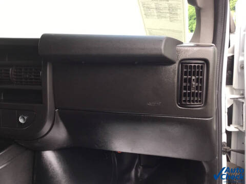 2021 Chevrolet Express 2500