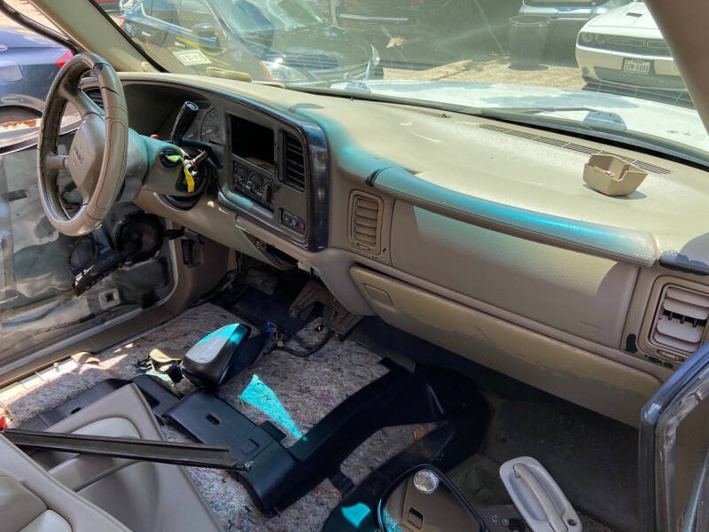 2001 GMC Yukon Denali