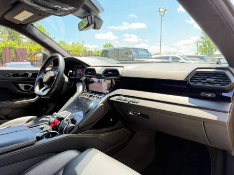 2021 Lamborghini Urus