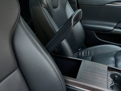 2023 Tesla Model S Standard Range