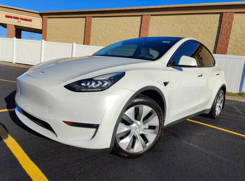 2023 Tesla Model Y Long Range