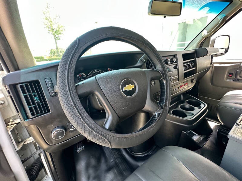 2014 Chevrolet Express 2500