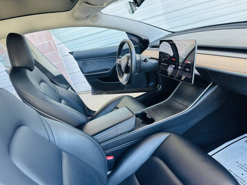 2018 Tesla Model 3 Mid Range