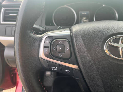 2017 Toyota Camry SE