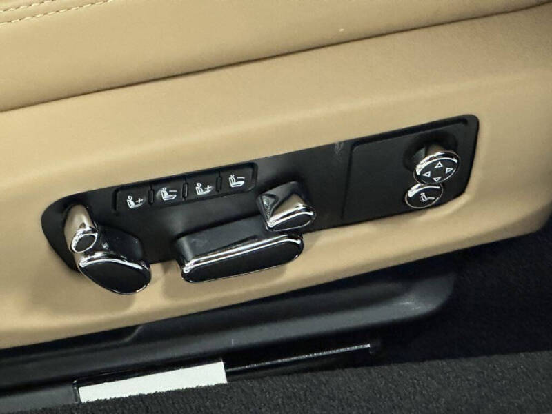 2021 Bentley Continental GTC V8