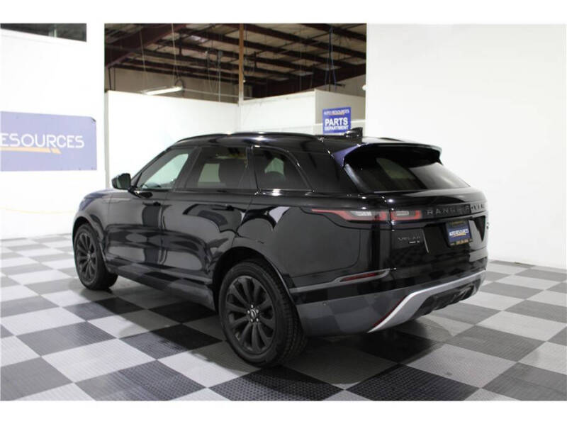 2019 Land Rover Range Rover Velar P250 R-Dynamic SE