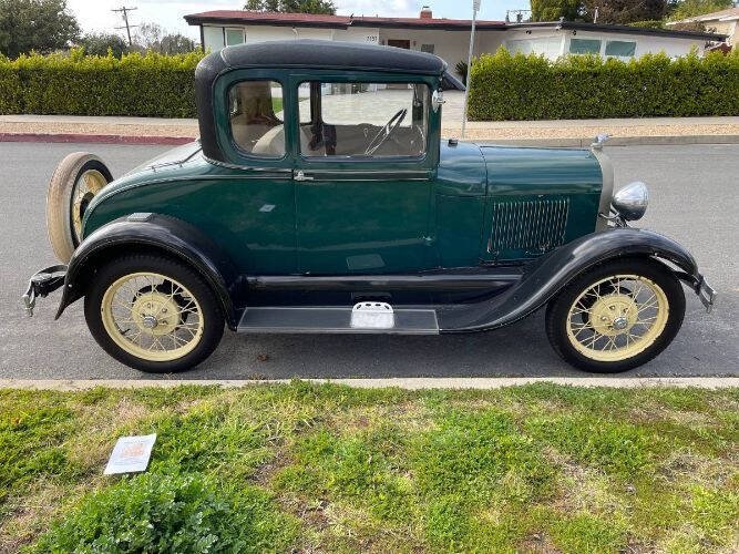 Green 1929 Ford Model A 18
