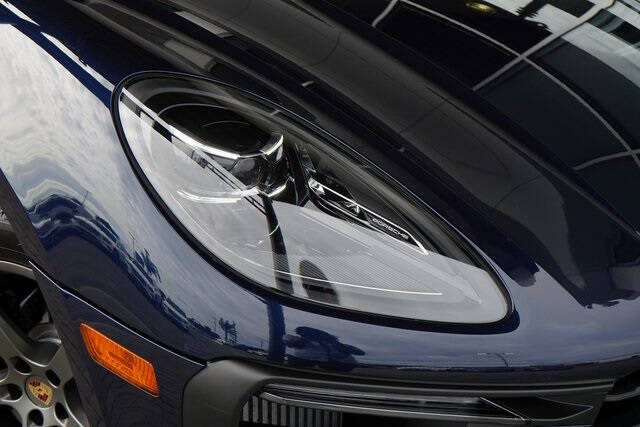 2023 Porsche Macan S