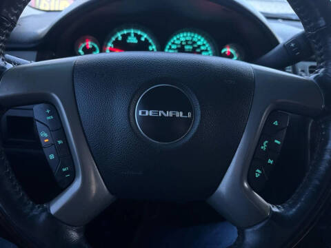 2011 GMC Yukon Denali