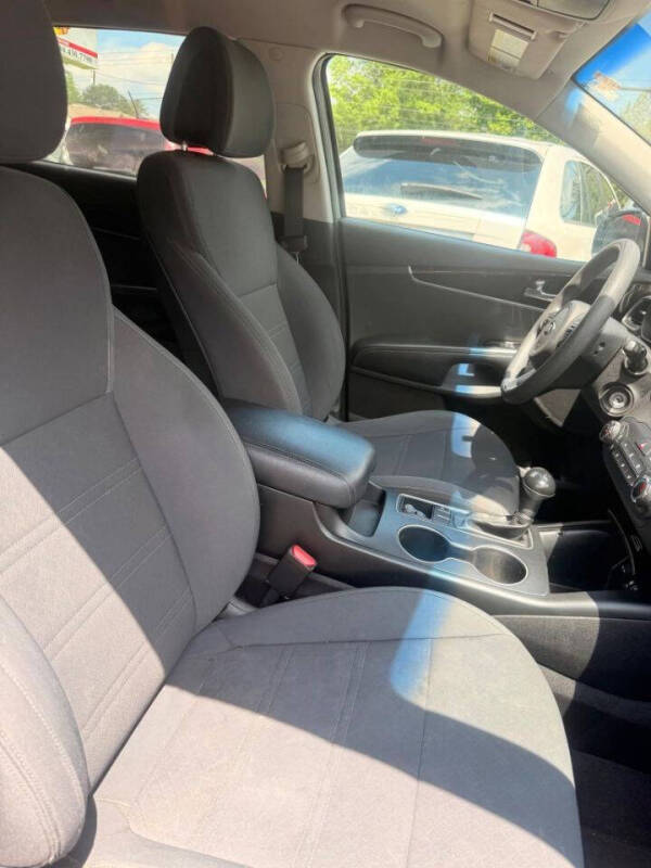 2016 Kia Sorento LX V6