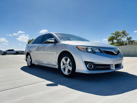 2014 Toyota Camry SE