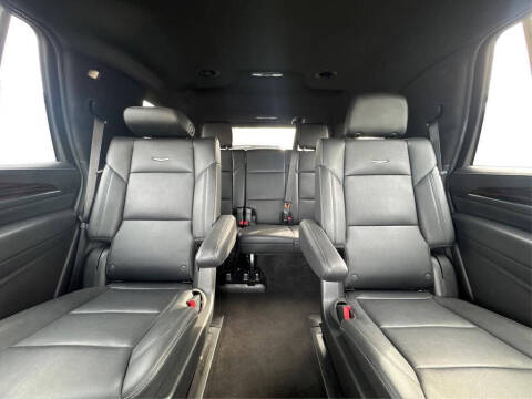 2023 Cadillac Escalade Luxury