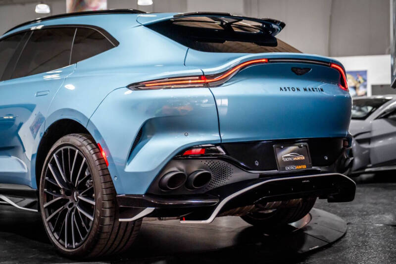 2023 Aston Martin DBX 707