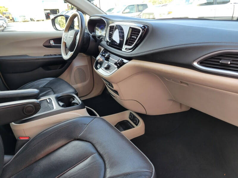 2020 Chrysler Pacifica Limited