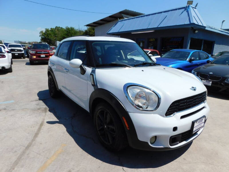 2012 MINI Cooper Countryman for sale at AMD AUTO in San Antonio TX