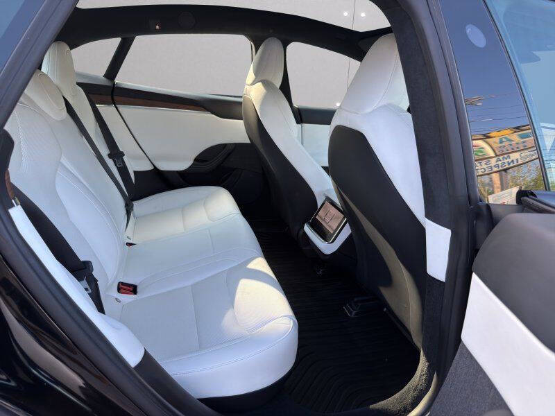 2022 Tesla Model S