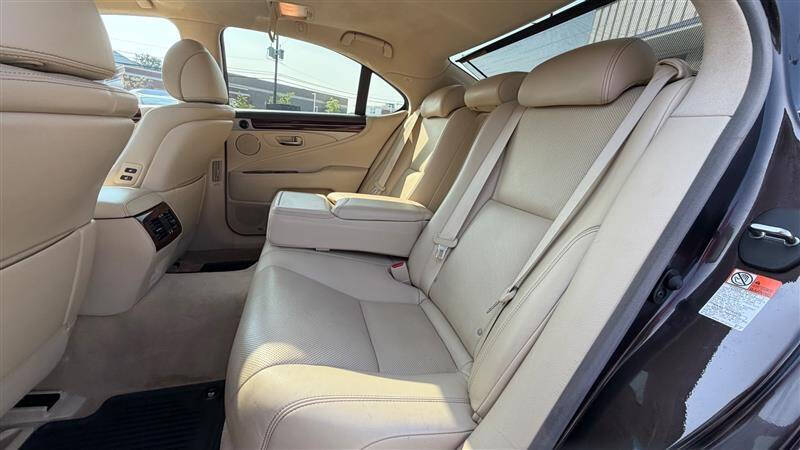 2016 Lexus LS 460