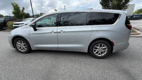 2024 Chrysler Pacifica Touring L