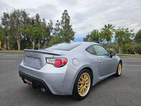 2016 Scion FR-S