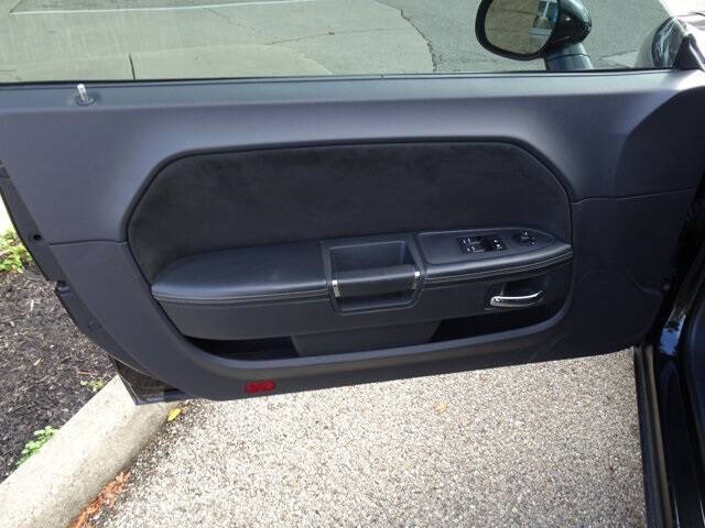 2010 Dodge Challenger SRT8