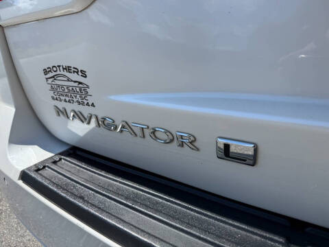 2017 Lincoln Navigator L Select