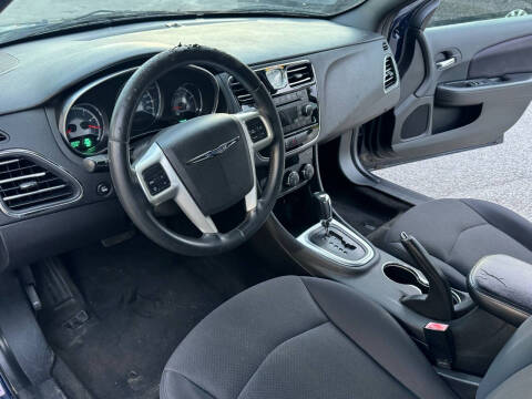 2013 Chrysler 200 Touring