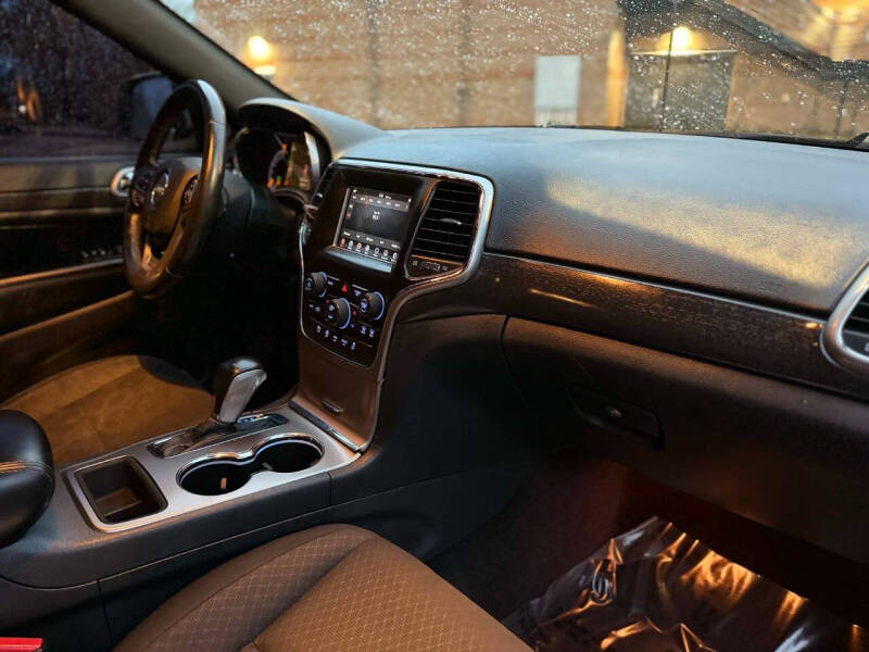 2018 Jeep Grand Cherokee Laredo