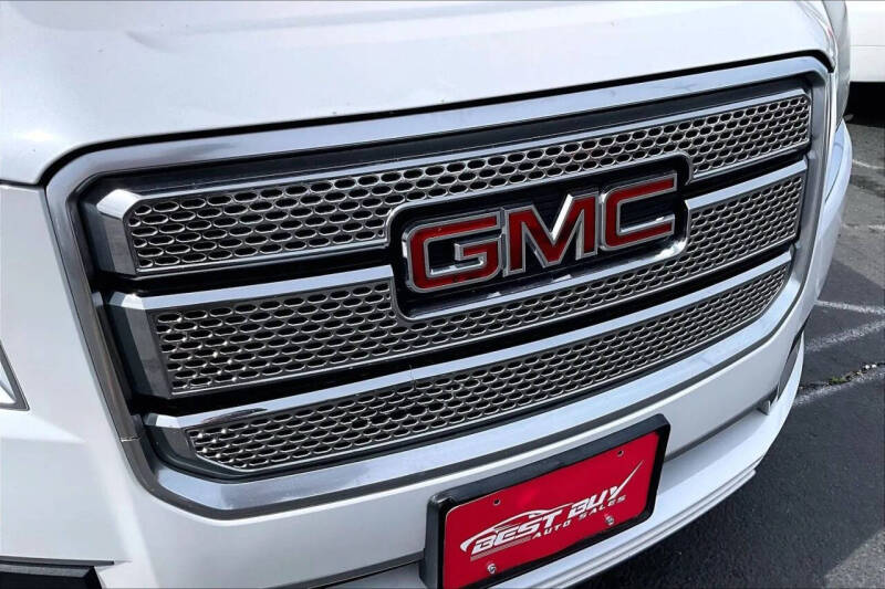 2016 GMC Acadia Denali