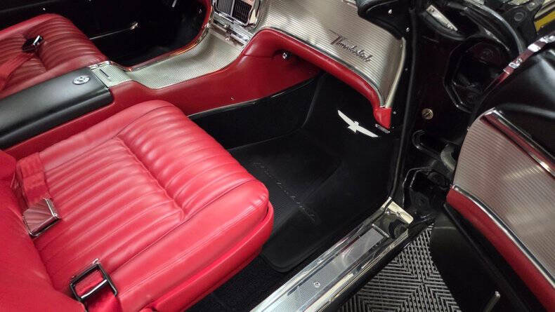 1962 Ford Thunderbird
