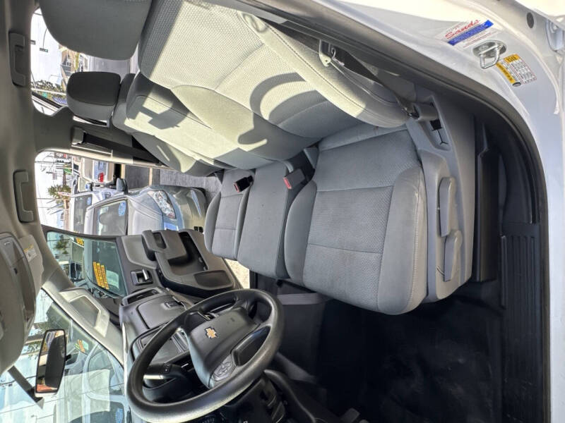 2017 Chevrolet Silverado 1500 Custom