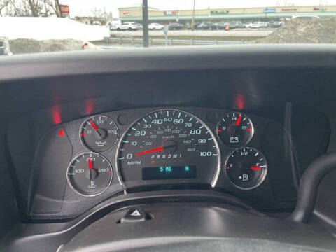 2025 Chevrolet Express 2500