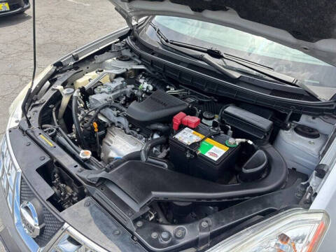 2011 Nissan Rogue S