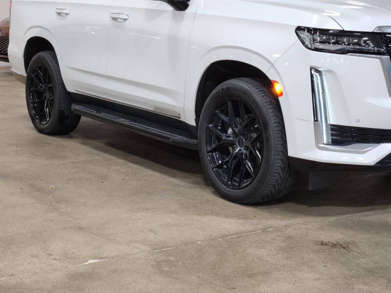 2022 Cadillac Escalade Luxury