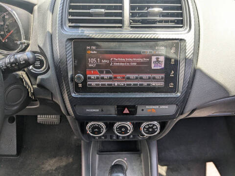 2019 Mitsubishi Outlander Sport SE